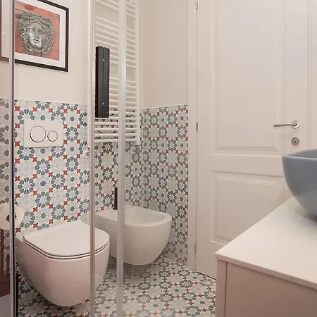 Likeyourhome, 80 Sq M Luxury With Jacuzzi, In Trastevere District アパート ローマ
