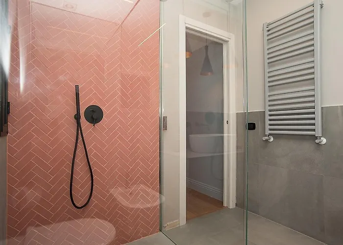 Apartmán Likeyourhome, 80 Sq M Luxury With Jacuzzi, In Trastevere District *